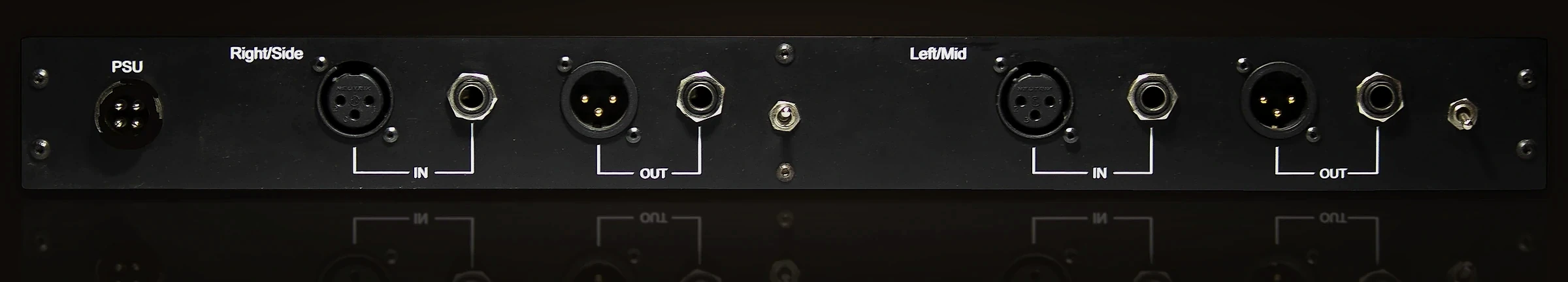 Rear panel of the Armon 554 Biquad